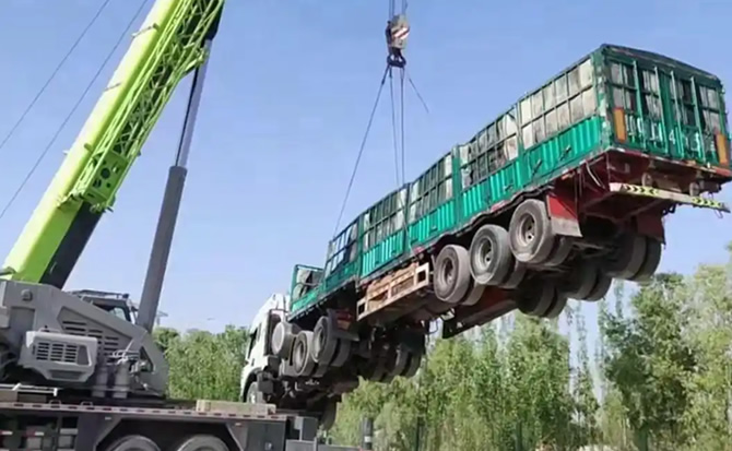 建始道路脱困救援案例
